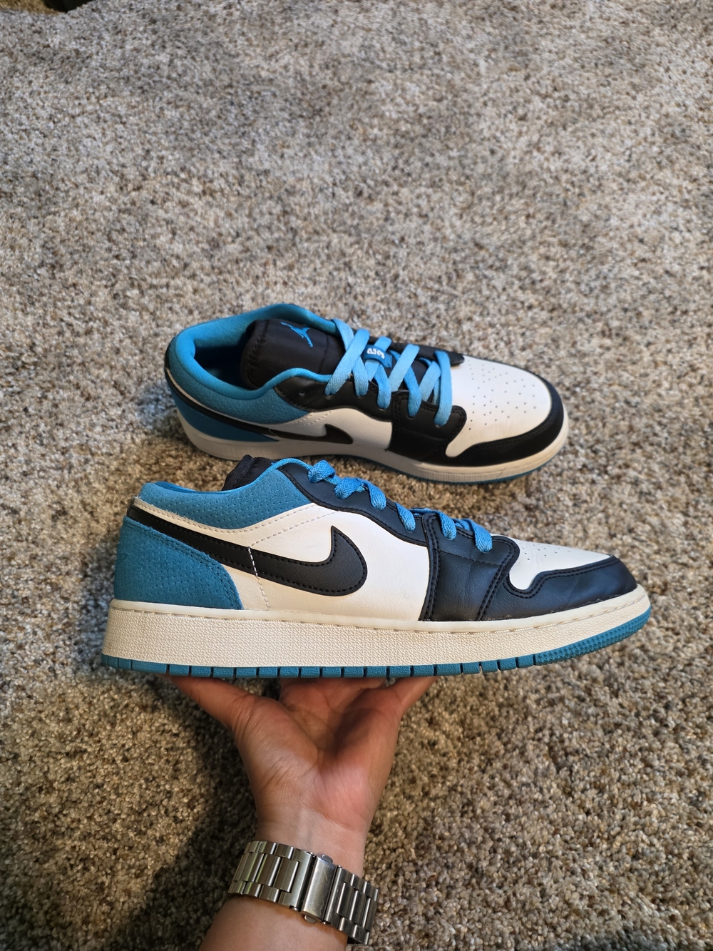 Air Jordan 1 Low SE 'Laser Blue' Size US 6.5Y/Youth sneakers